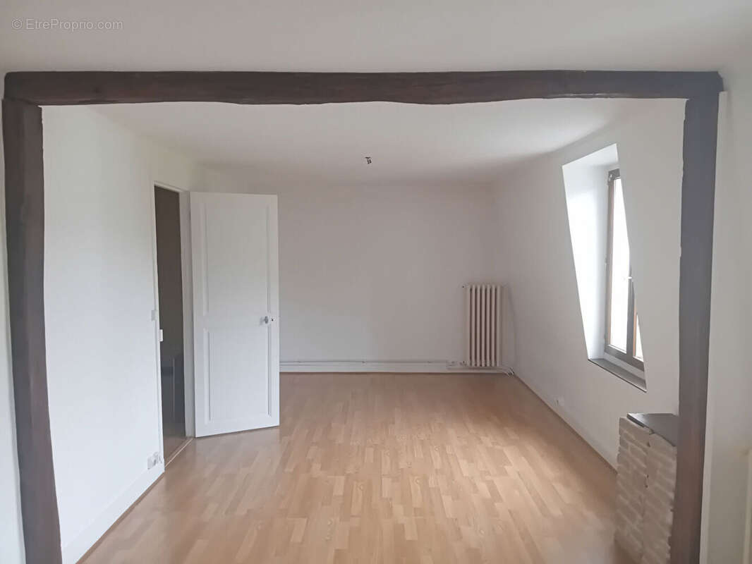 Appartement à VILLENOY