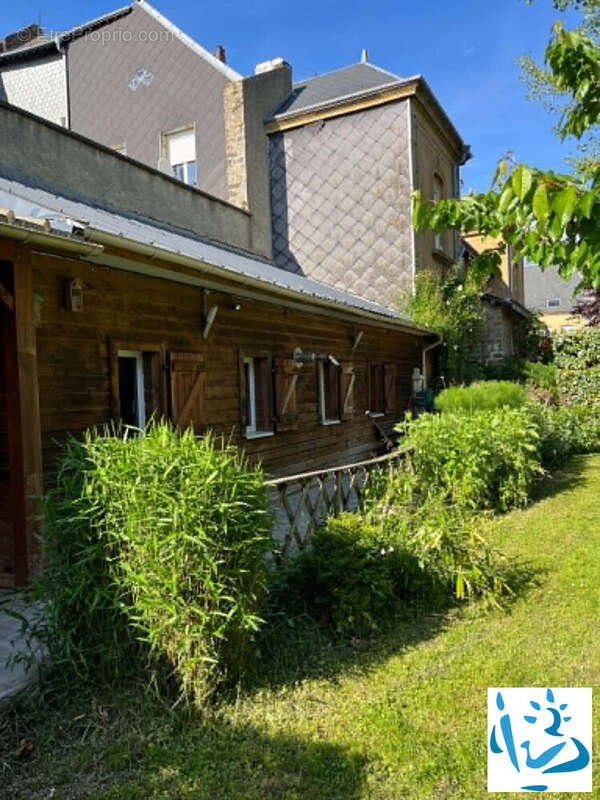 Maison à BALAN