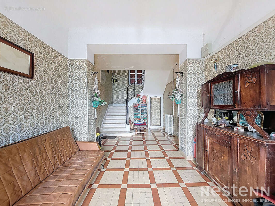 Maison à CASTELNAU-SUR-L'AUVIGNON