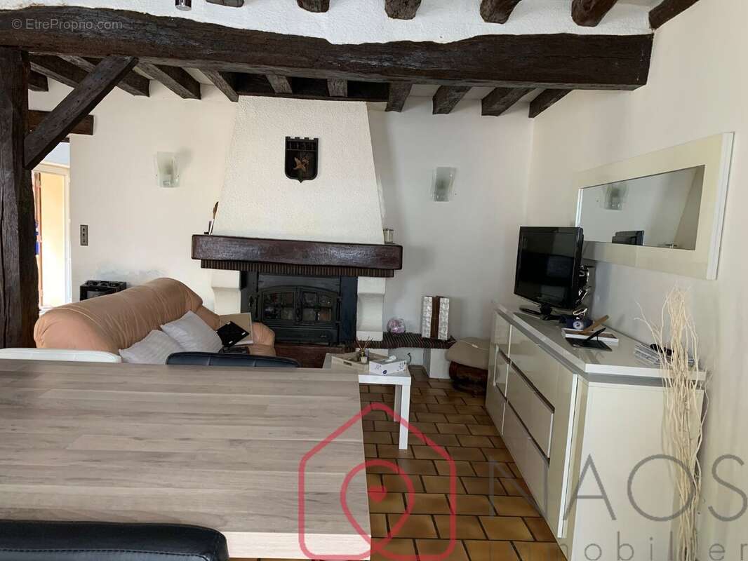 Maison 190 m² à Puiseaux  - photo 4