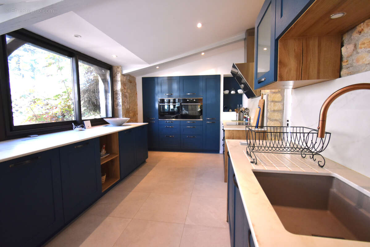 Maison à PUY-L&#039;EVEQUE