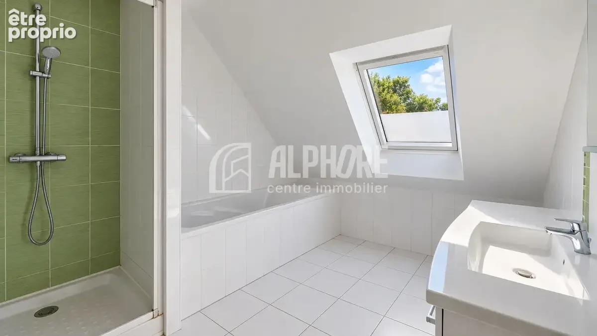 Charmante maison 5 pièces à vendre à Saint André des Eaux - Calme et Confort - photo 9