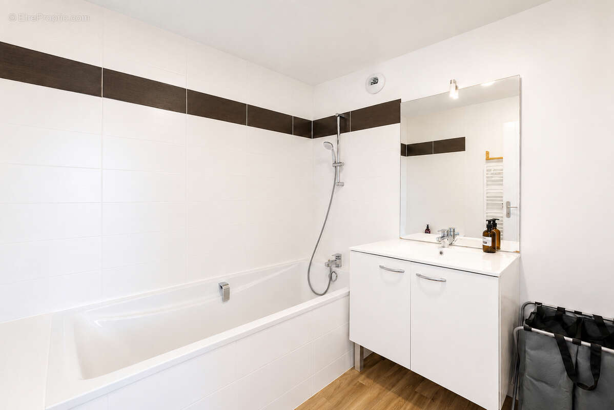 Appartement T5 duplex - Arsenal-Redon - photo 12