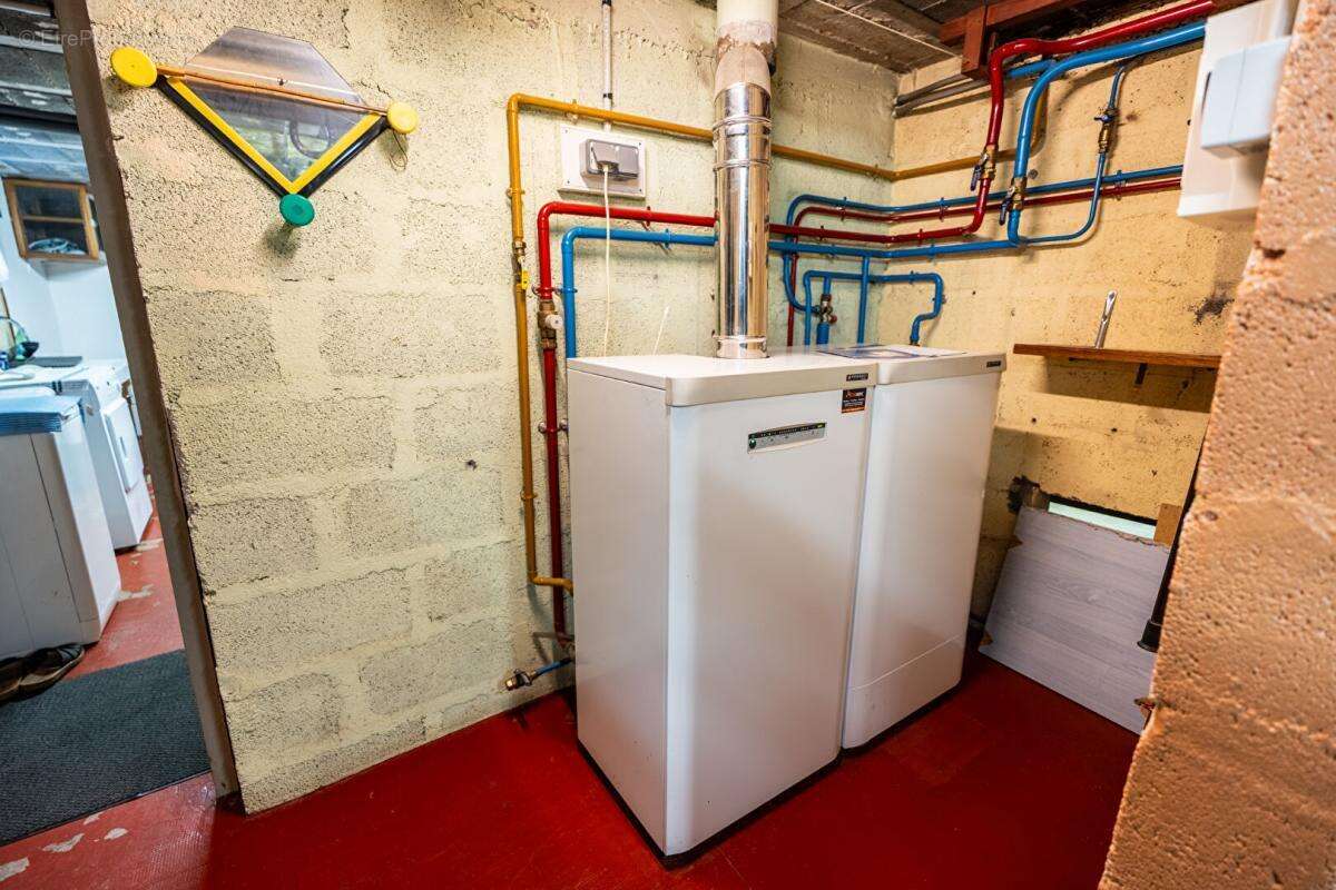 Maison à VARENNES-VAUZELLES