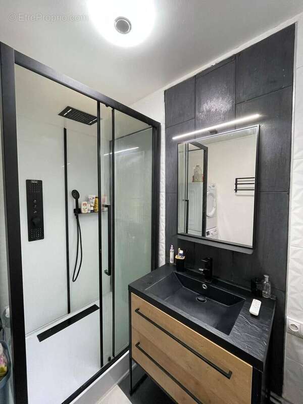 Appartement à DEVILLE-LES-ROUEN