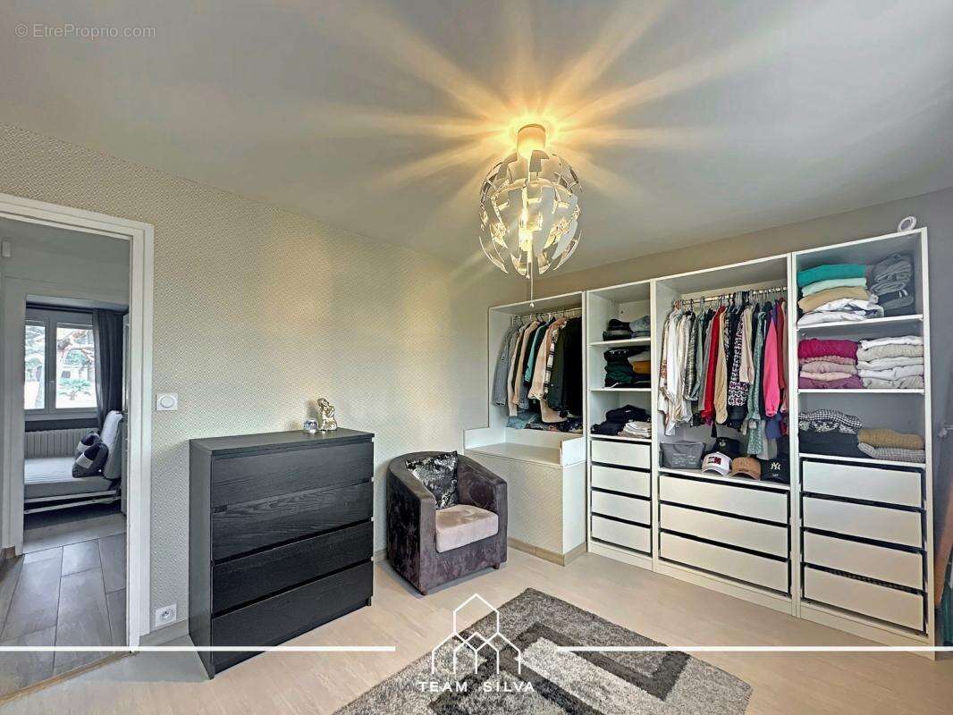 Maison à ROUSSILLON