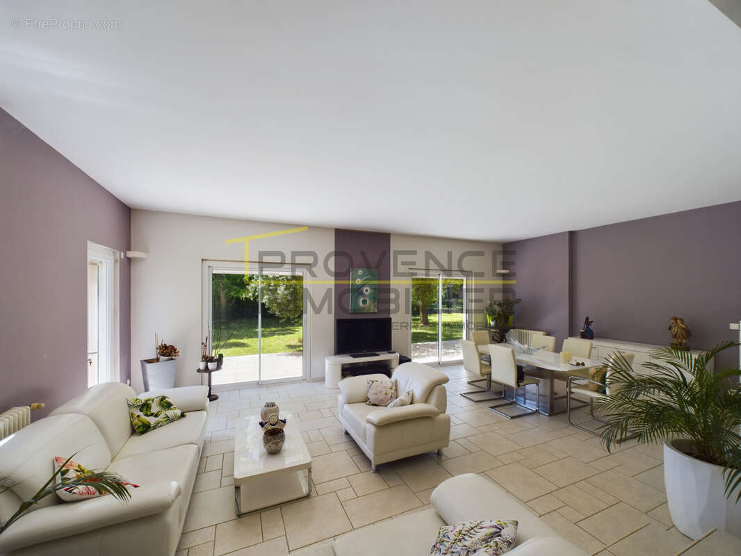 Grande maison avec 7 chambres à vendre à Montélimar - photo 6