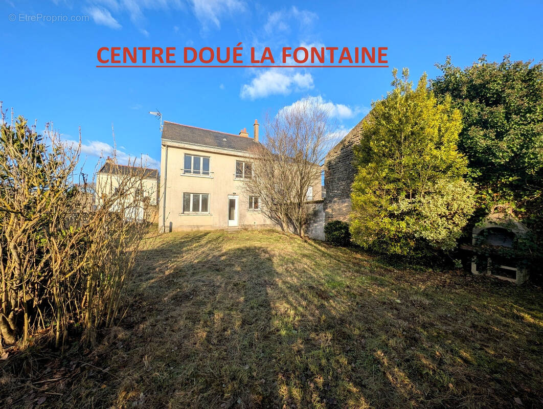 Maison à DOUE-LA-FONTAINE