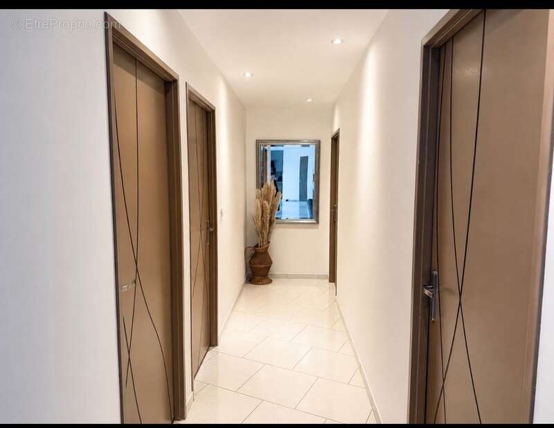 Maison à vendre 4 pièces GIFFAUMONT CHAMPAUBERT (51) - photo 5