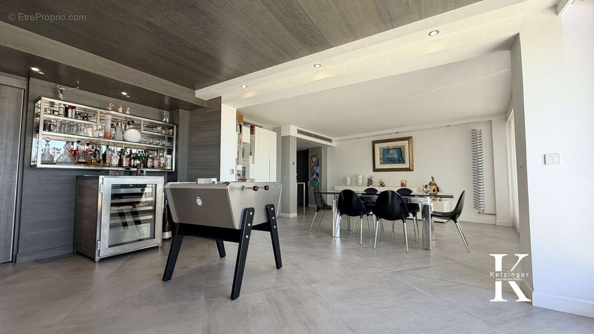 Appartement à MANDELIEU-LA-NAPOULE