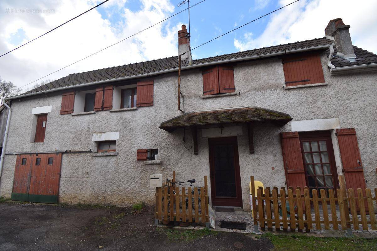 Appartement à COSNE-COURS-SUR-LOIRE
