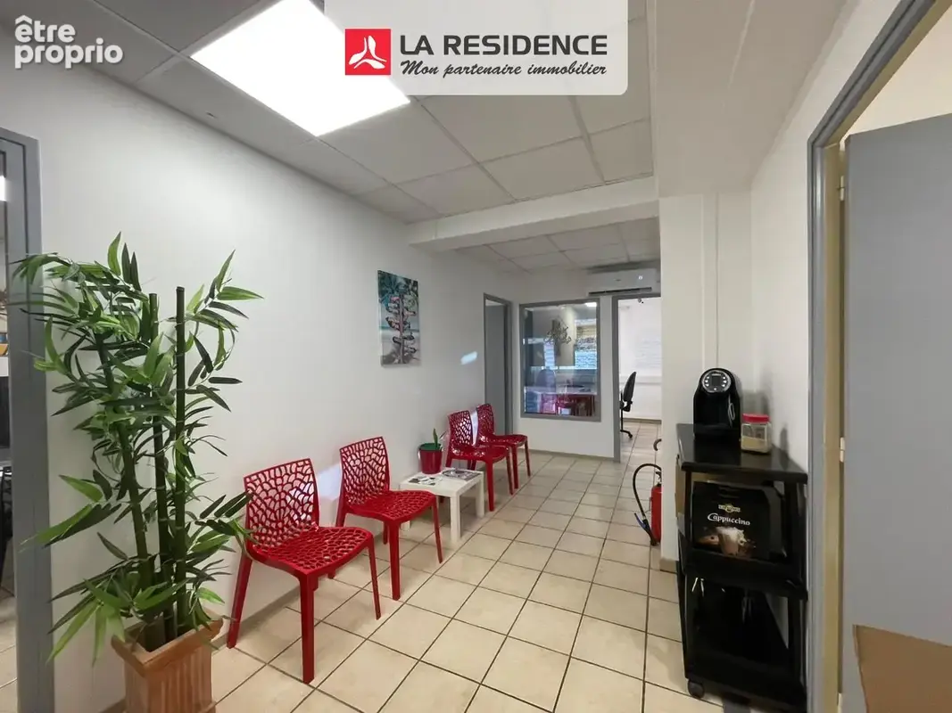 Commerce 92 m² à vendre à Fort-De-France (97200) - photo 1