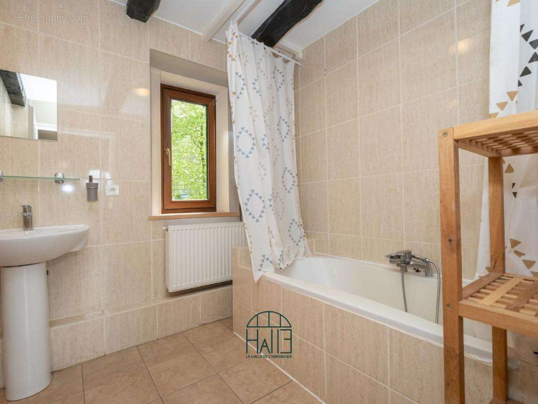 Maison 140 m² à Espartignac  - photo 11