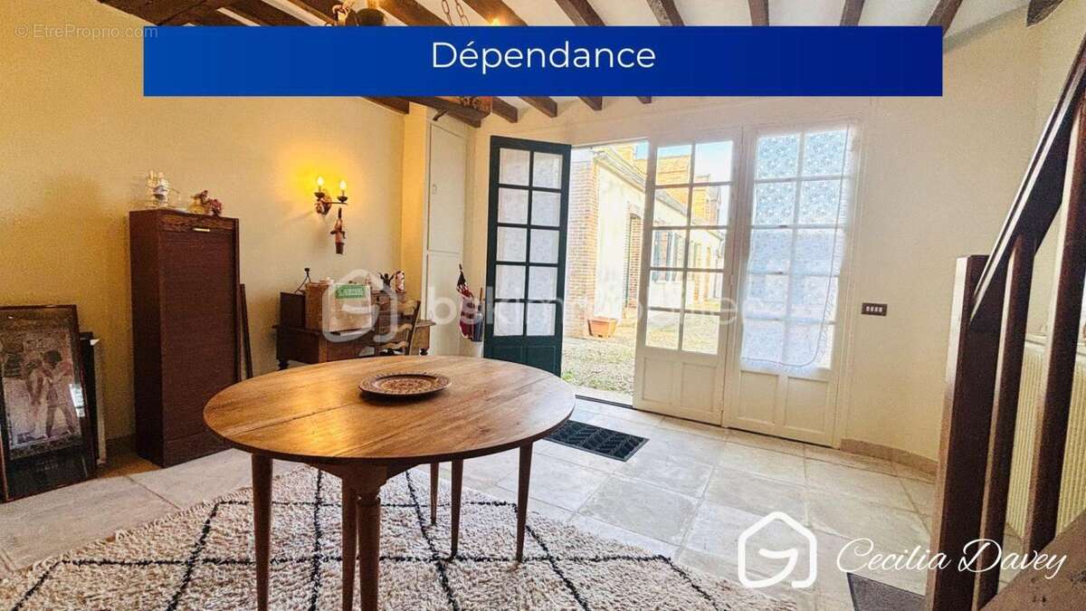 Maison à FOUCHERES