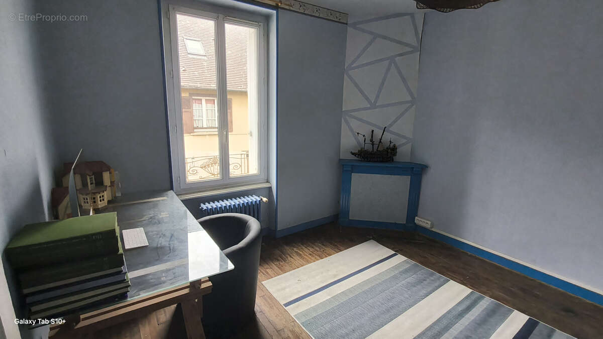 Maison à MAGNAC-BOURG