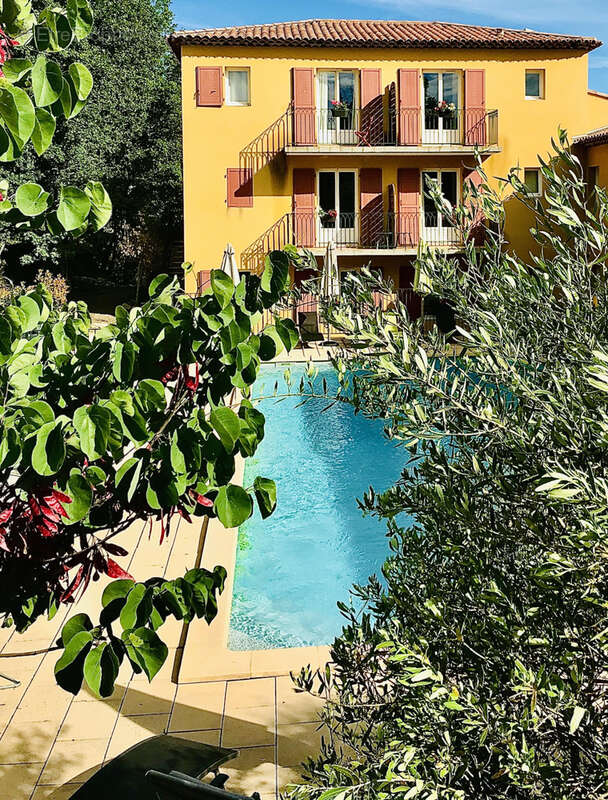 Appartement à SAINT-PAUL-LES-DURANCE