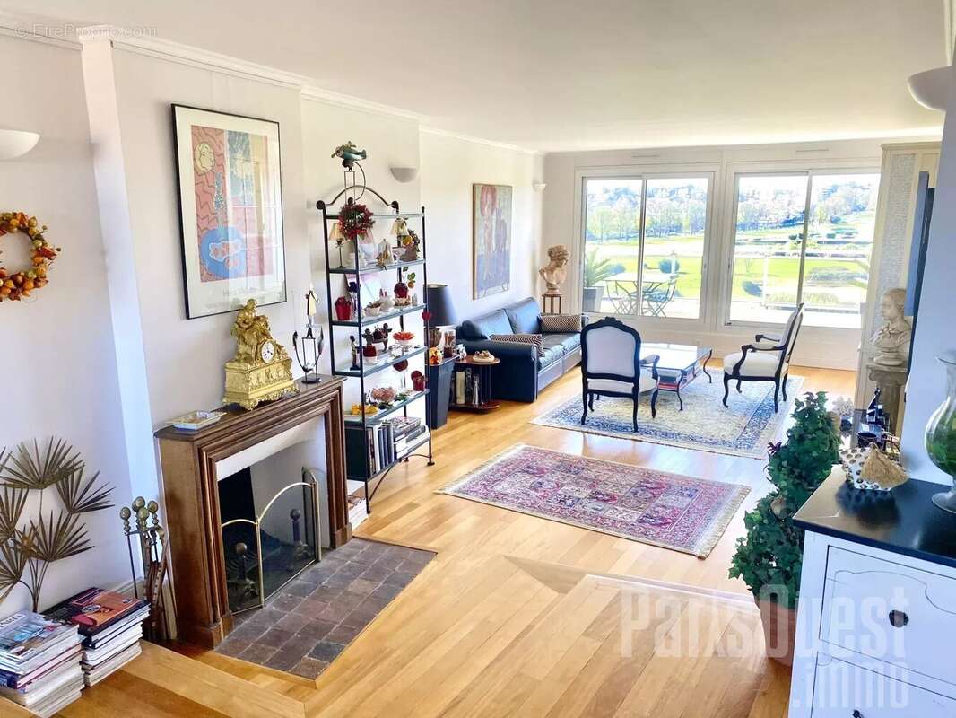 Appartement à SAINT-CLOUD