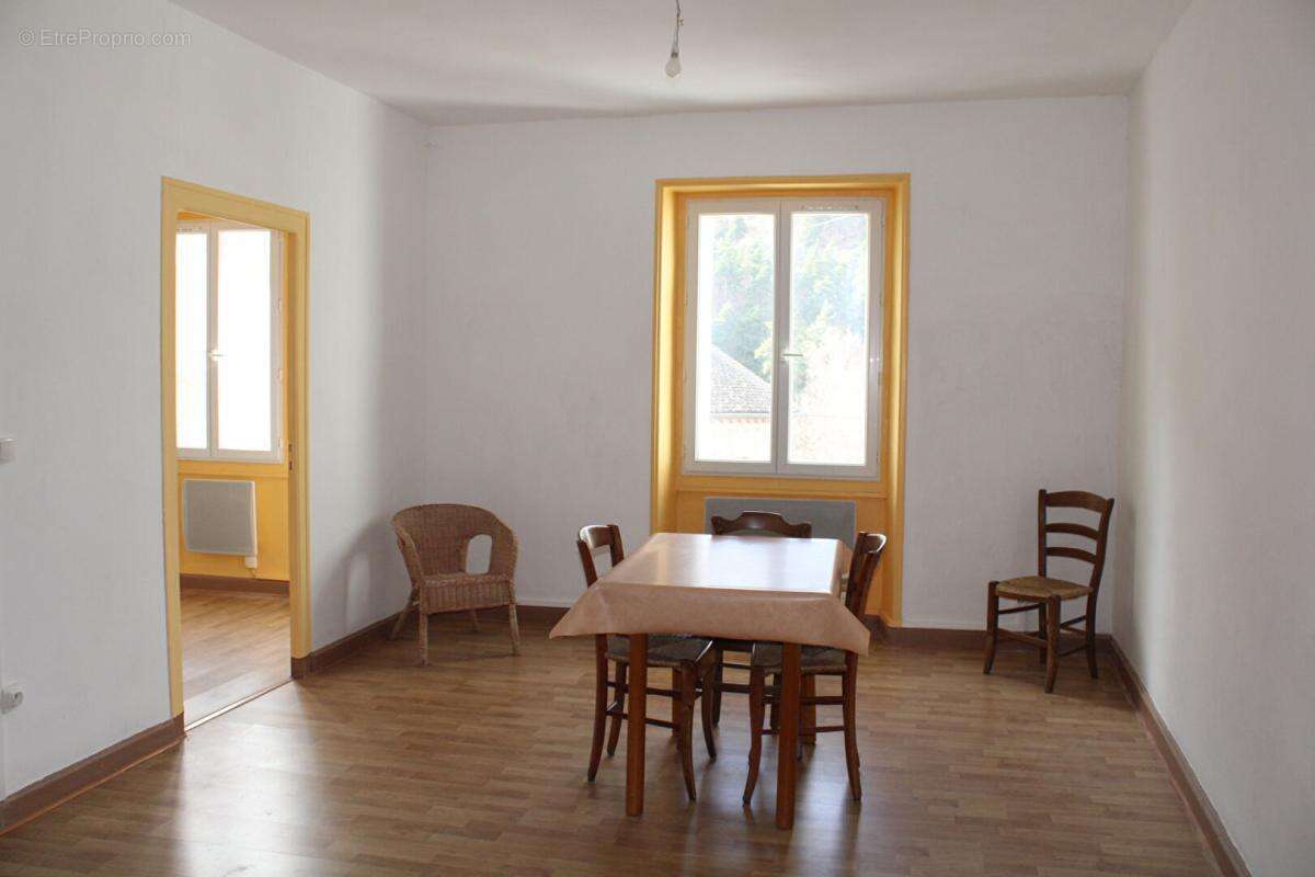 Maison à SAINT-BONNET-DE-MONTAUROUX