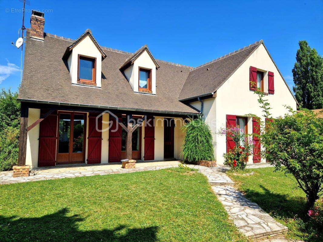 Maison à ORGERUS