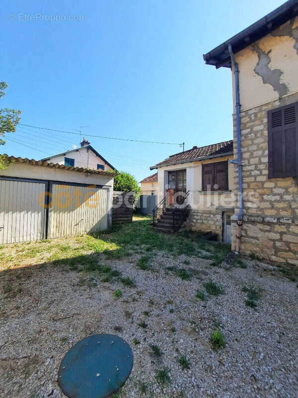 Maison  mitoyenne à Tavaux - photo 3