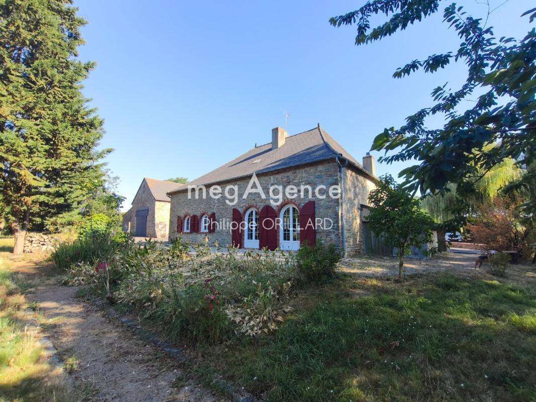 Propriété de 112 m² avec 25000 m² de terrain - photo 9
