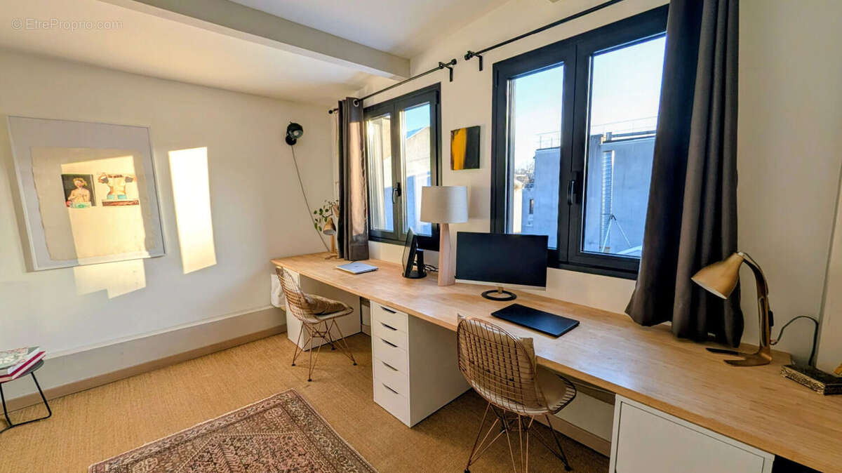 Appartement à SURESNES
