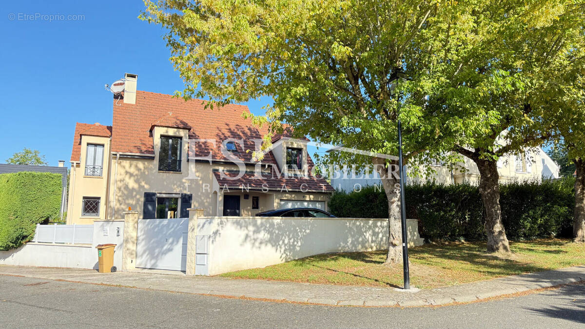 Maison à SAINT-PRIX