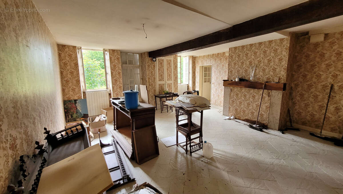 Maison à POUGUES-LES-EAUX