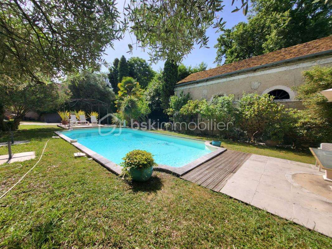 Domaine de charme avec piscine – À 15 min de Pau - photo 4