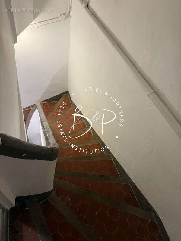 Appartement à LORGUES