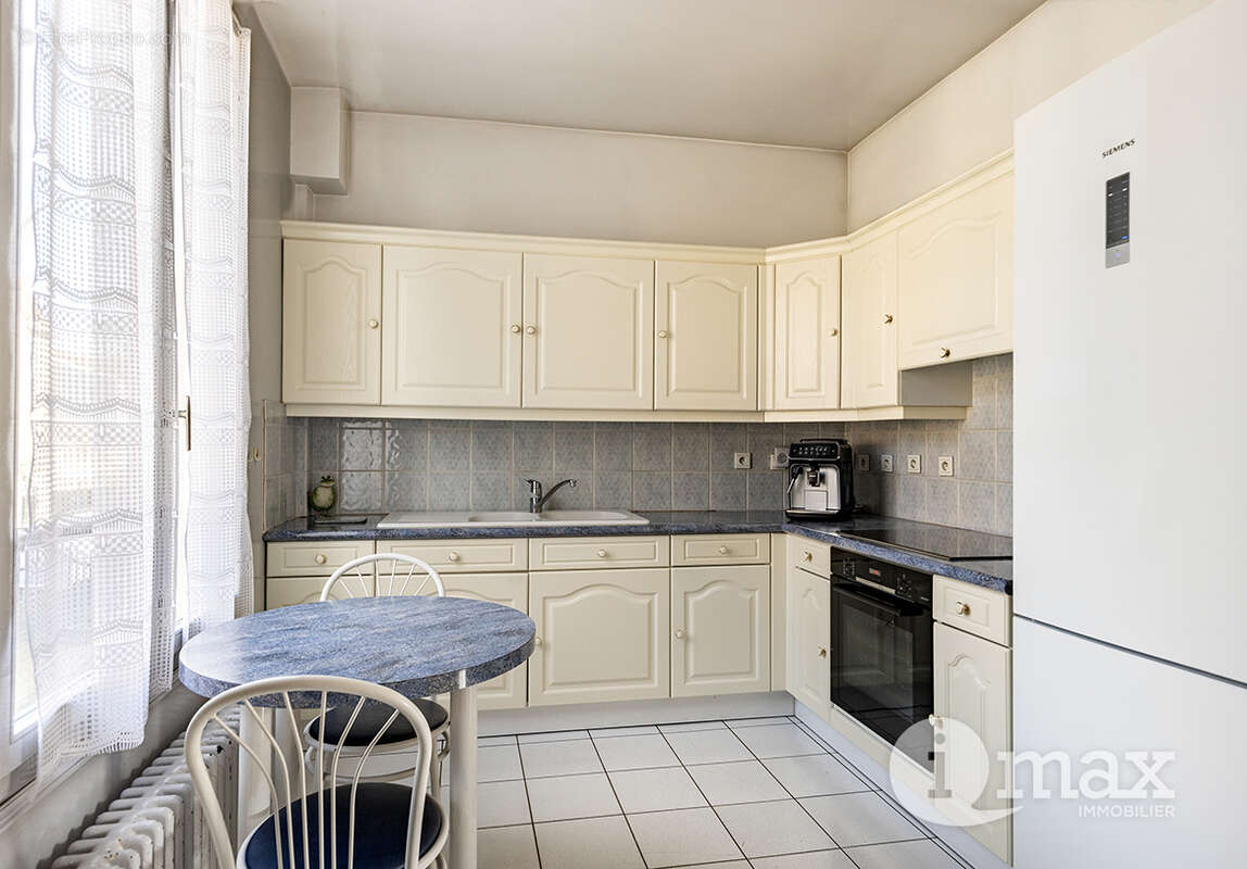 Maison à BOIS-COLOMBES