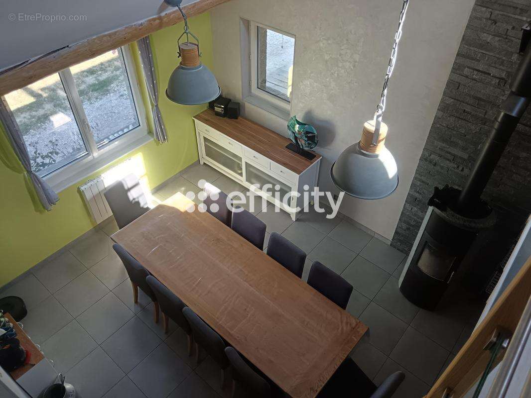 Maison 124 m² à Perigneux  - photo 12