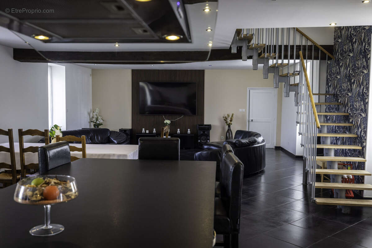 Maison à SERMOISE-SUR-LOIRE