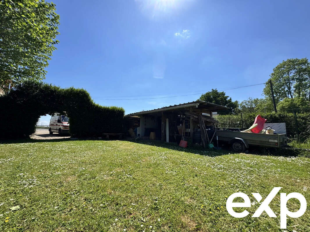 Maison à LES ESSARTS-LE-ROI