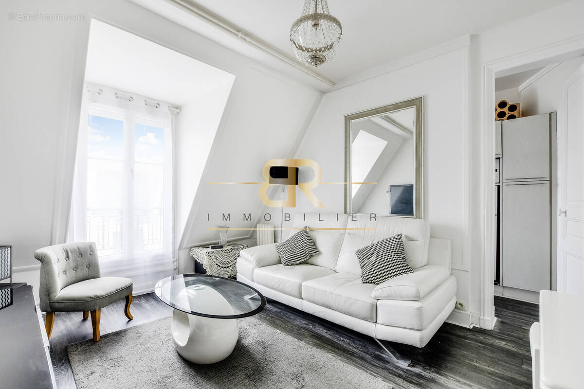 Appartement à PARIS-2E