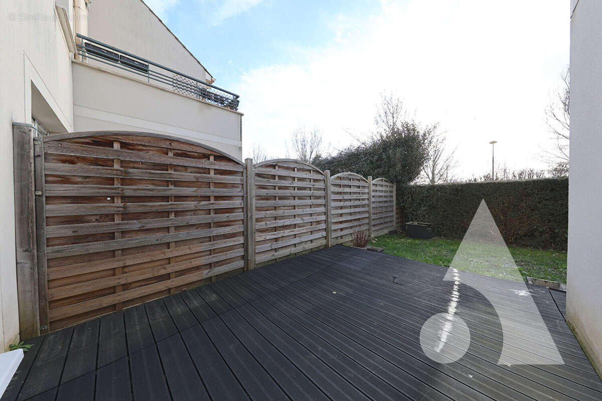 Appartement à SAINT-PIERRE-DU-PERRAY