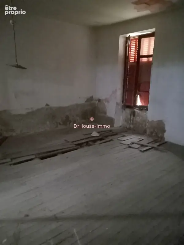 Maison 4 pièces 410 m² à vendre à Pouligny-Saint-Pierre (36300) - photo 14
