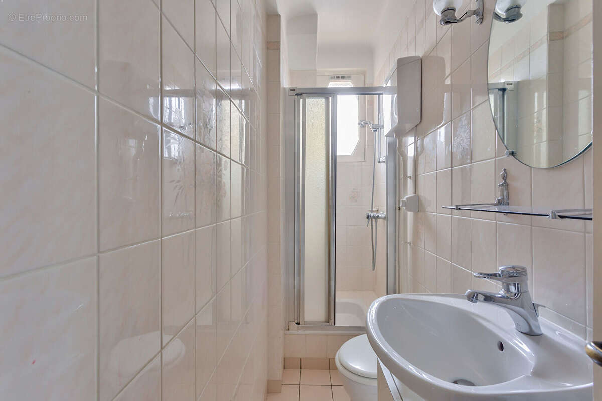 Appartement à PARIS-20E