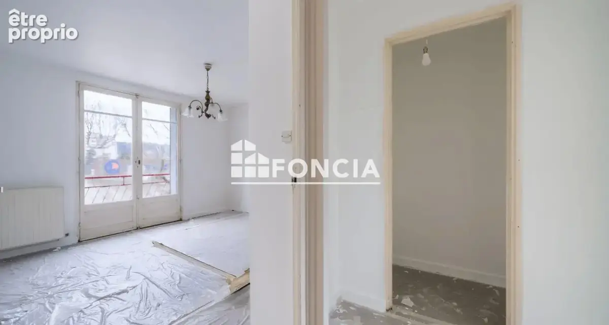 À vendre – Appartement avec balcon et garage – Avenue Victor Hugo - photo 2