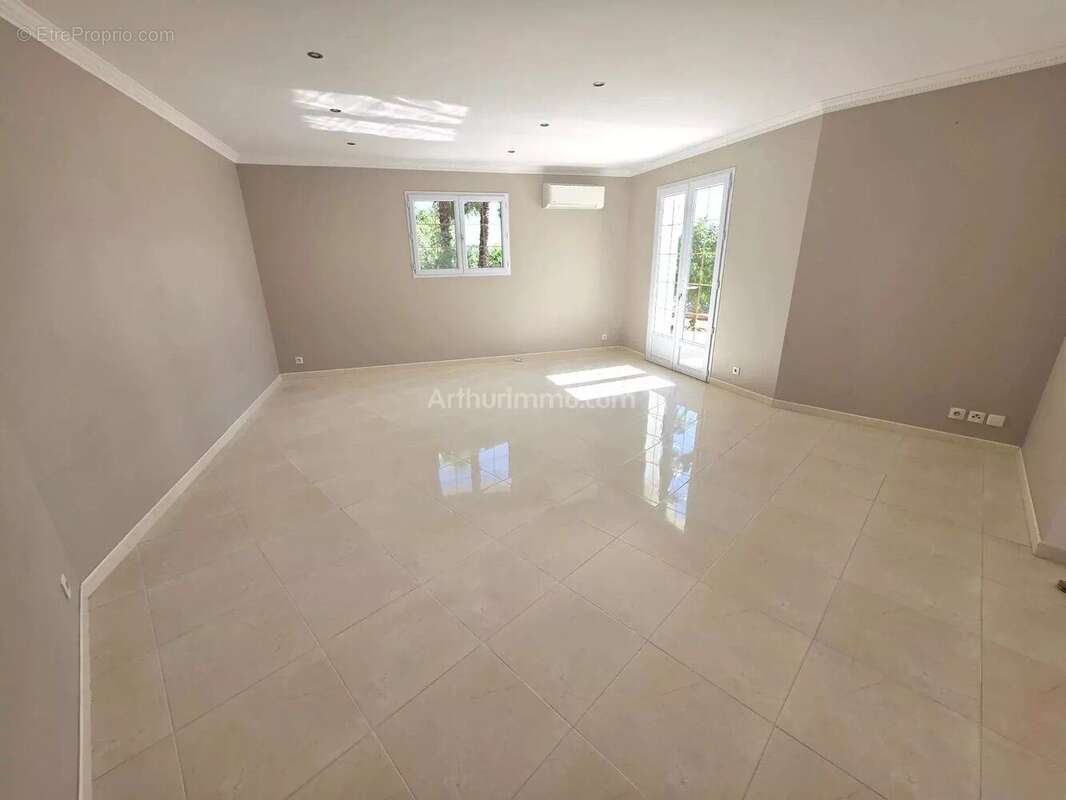 Vente Maison La motte(83920) 595 000ï¿œ - photo 7
