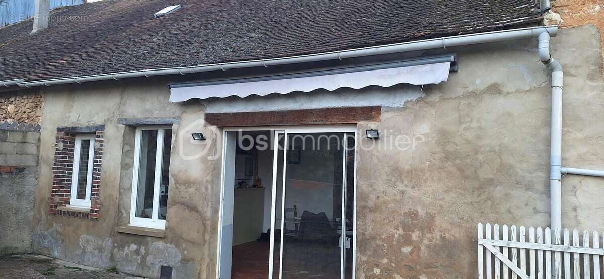 Maison à LA CHAPELLE-SUR-AVEYRON