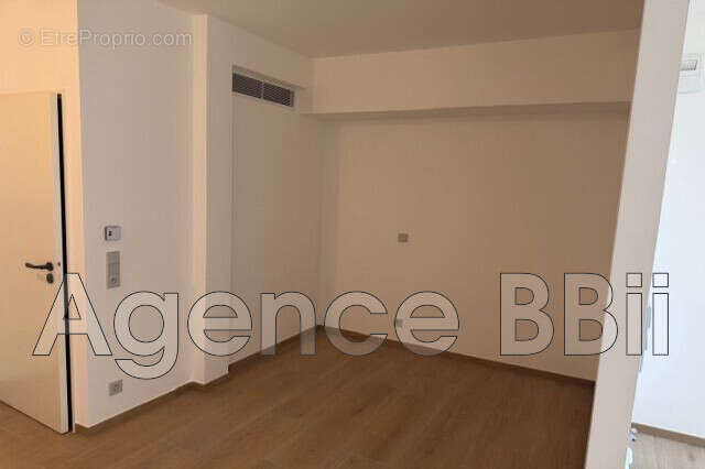Appartement 40 m² à Beausoleil  - photo 4