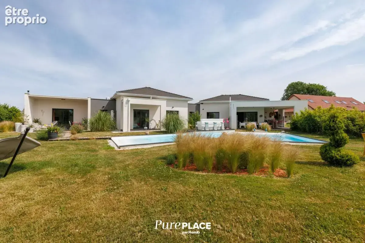 Villa d’architecte contemporaine avec piscine chauffée et vues sur le Puy de Dôme et le Sancy - photo 34