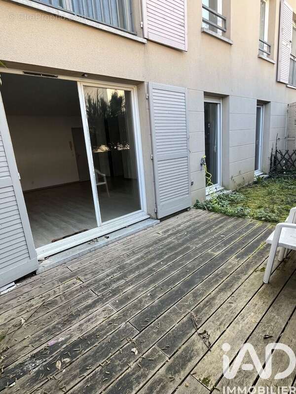 Photo 2 - Appartement à LA QUEUE-EN-BRIE