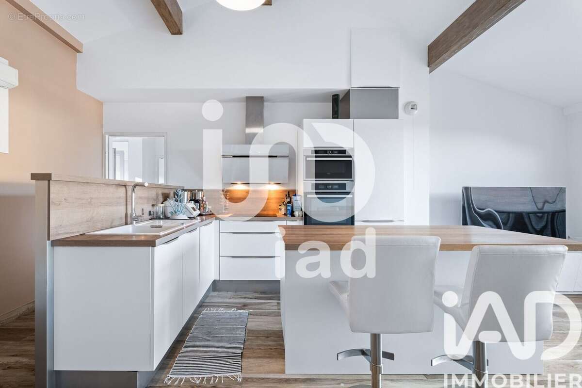 Photo 9 - Appartement à CHATEAUNEUF-GRASSE