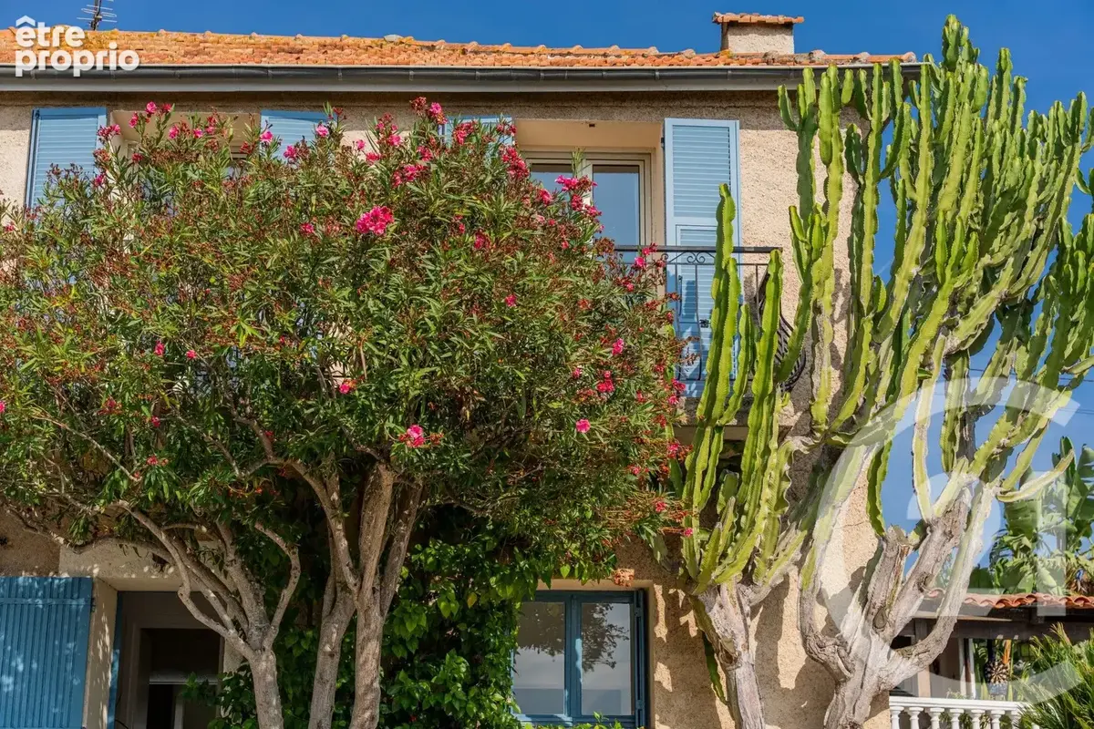 Maison 6 pièces 124 m² à vendre à Nice (06300) - photo 3