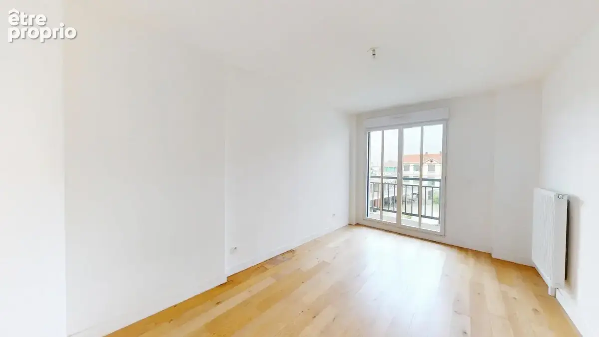 Appartement DUPLEX 4 PIECES + terrasse + parking - photo 7
