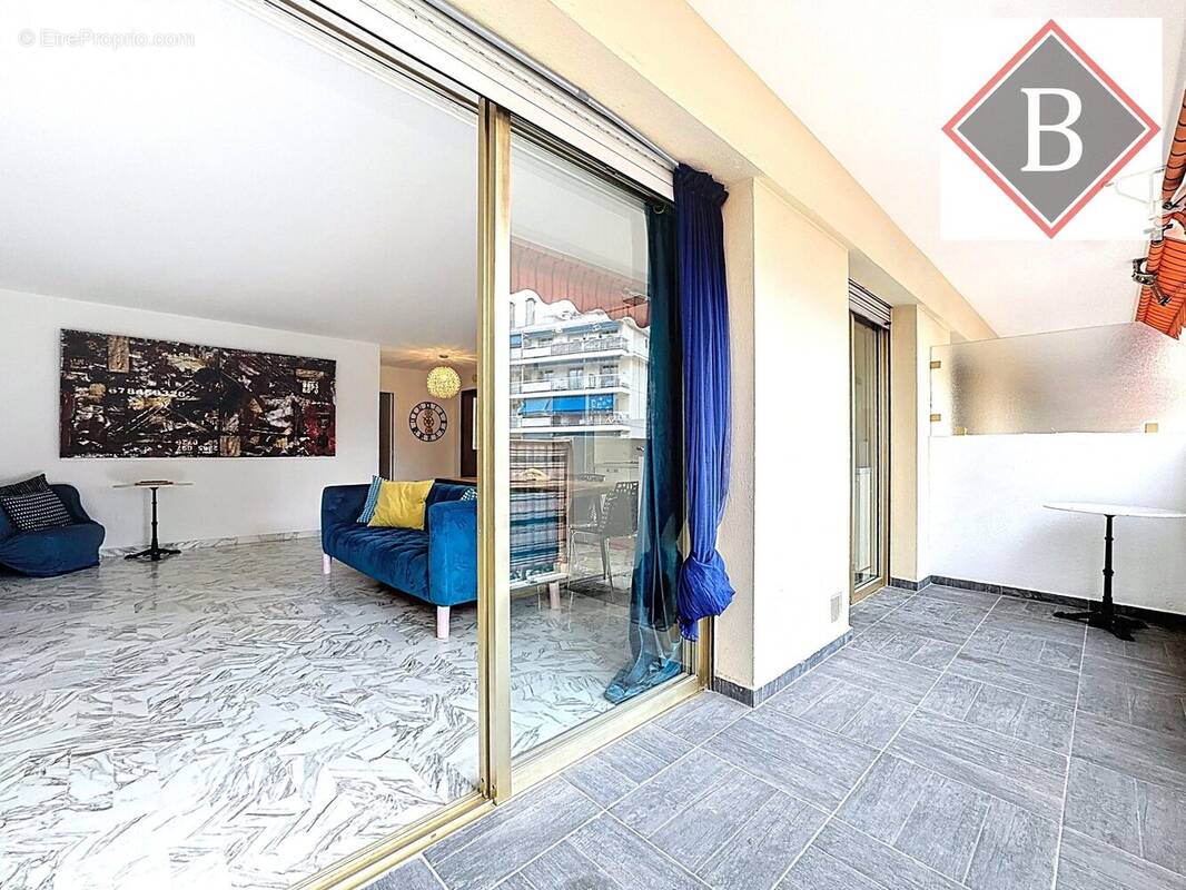 Appartement à LE CANNET