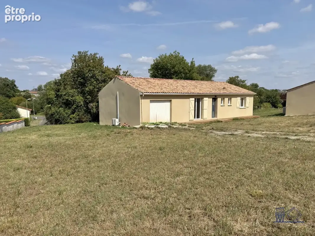 Maison 96 m² à Saint-Ciers-Du-Taillon  - photo 2