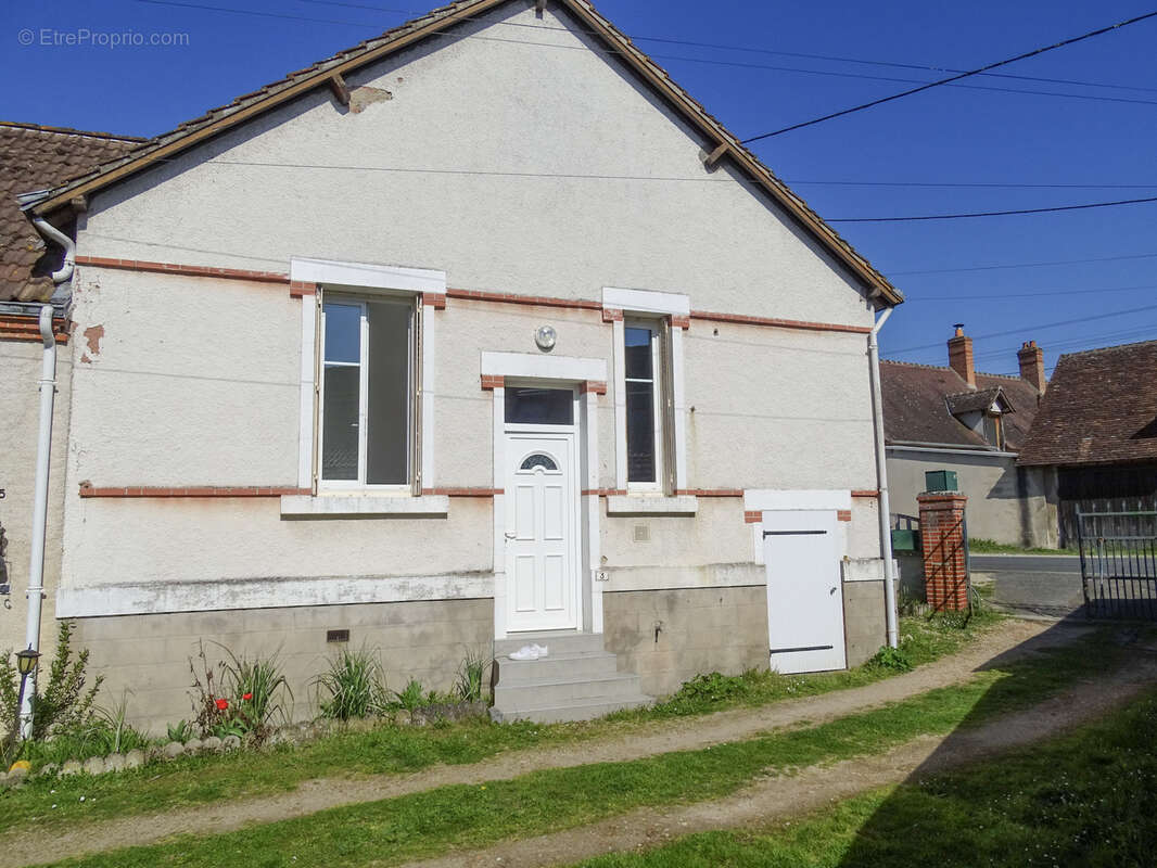 Maison à CHATRES-SUR-CHER